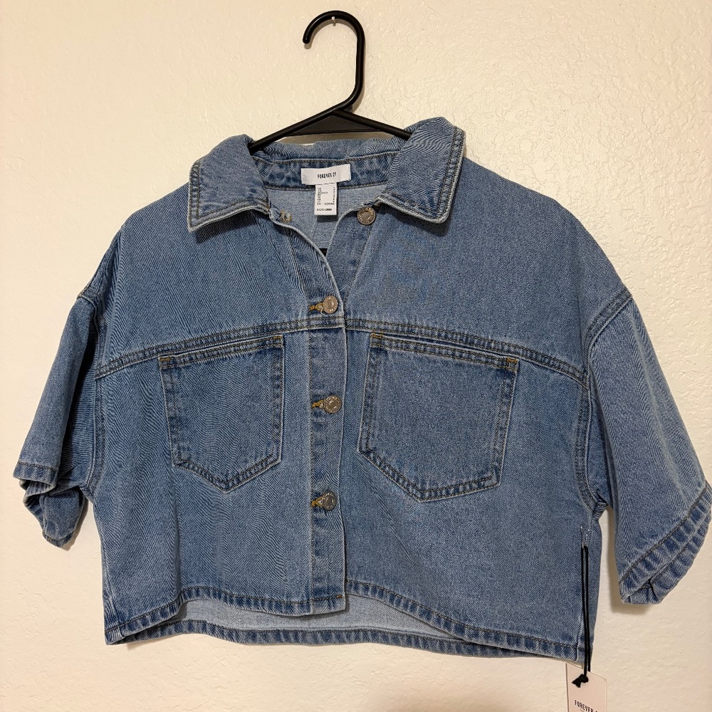 Denim cropped shirt
